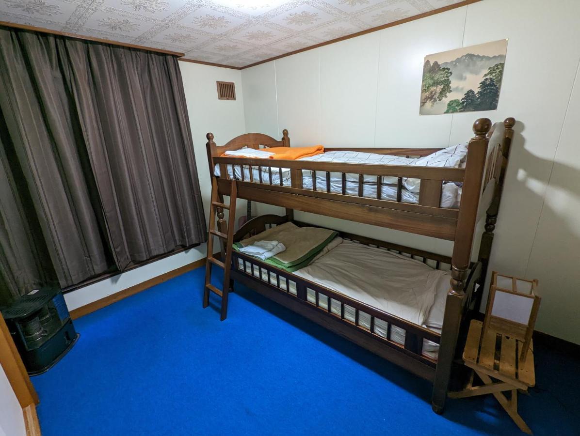 Hostel Yukiumi House
