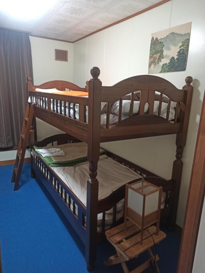 Hostel Yukiumi House *